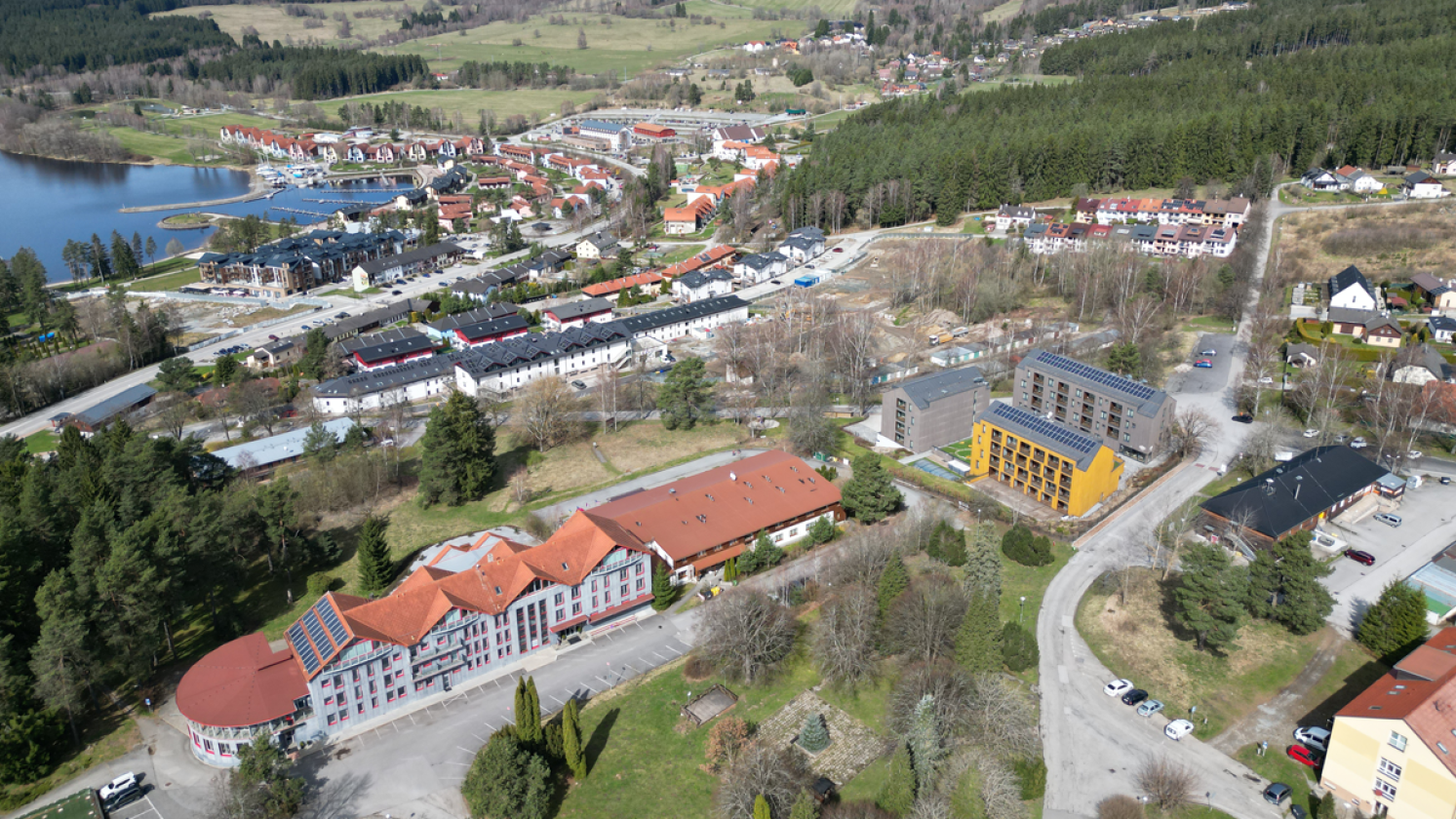 Technické uzavření budovy Hotel BouCZECH***